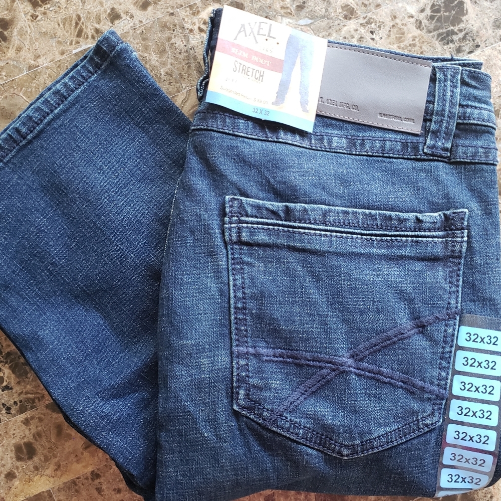 T. R. Axel Slim Boot Jeans